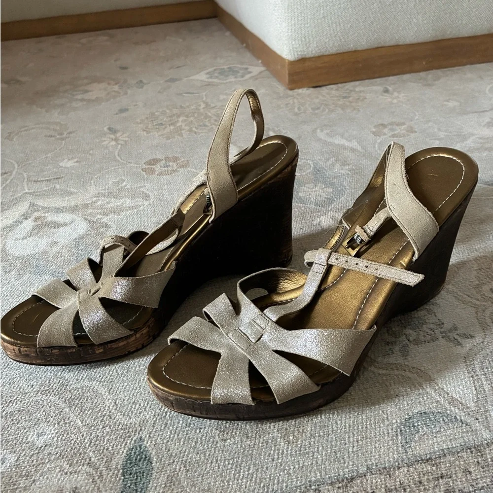 Made In Brazil Real Leather Brown and Gold Wedge Heels Size 9.5